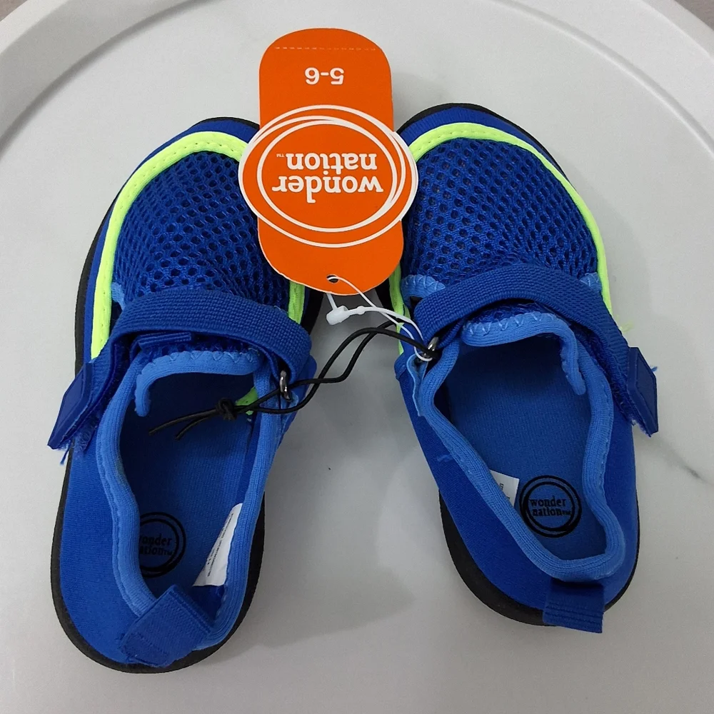 Wonder Nation Kids Boys Blue Water Shoes, Size 5-6, New With Tag